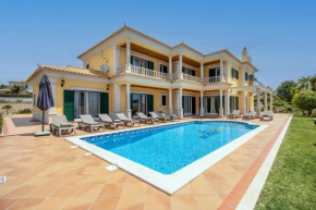 Villa Iris